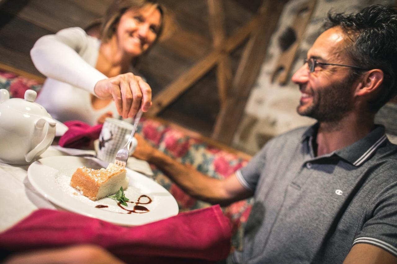Chalet Alpenrose Bio Wellness Naturhotel Cogolo Exterior foto