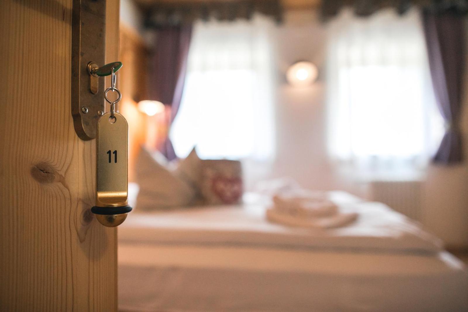 Chalet Alpenrose Bio Wellness Naturhotel Cogolo Exterior foto