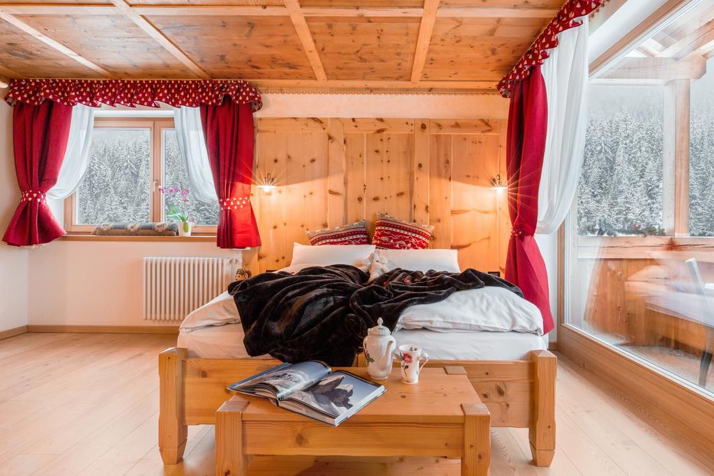 Chalet Alpenrose Bio Wellness Naturhotel Cogolo Exterior foto