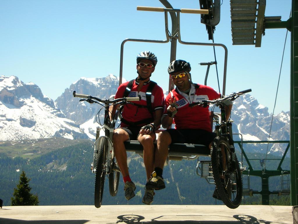 Chalet Alpenrose Bio Wellness Naturhotel Cogolo Exterior foto
