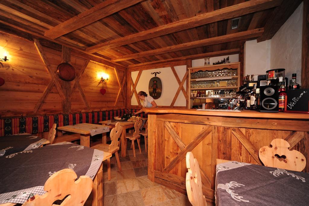 Chalet Alpenrose Bio Wellness Naturhotel Cogolo Exterior foto